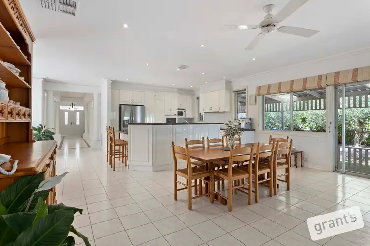 Fourth view of Homely house listing, 11 Coram Close, Narre Warren North VIC 3804