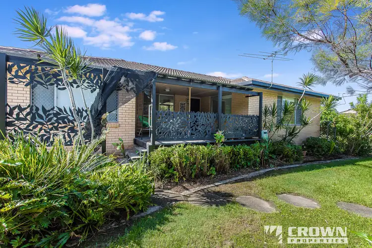 4 Alkooie Avenue, Clontarf QLD 4019