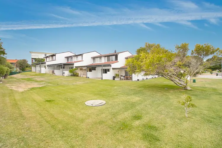 2/4-6 Gloucester Avenue, Shoalwater WA 6169