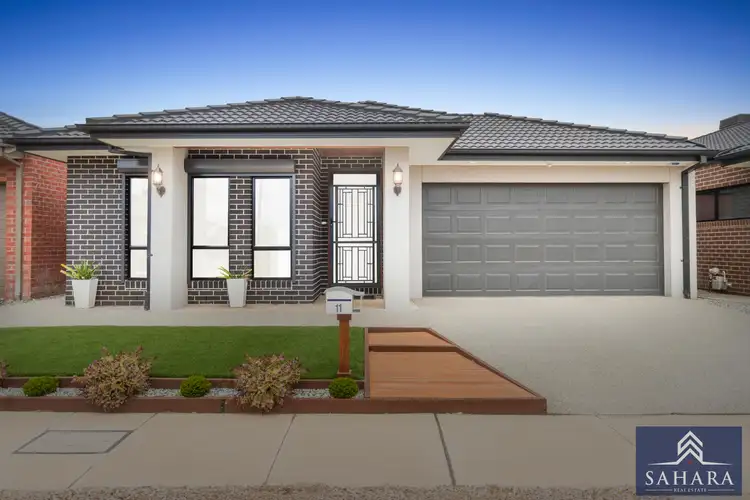 11 Moroka Ave, Weir Views VIC 3338