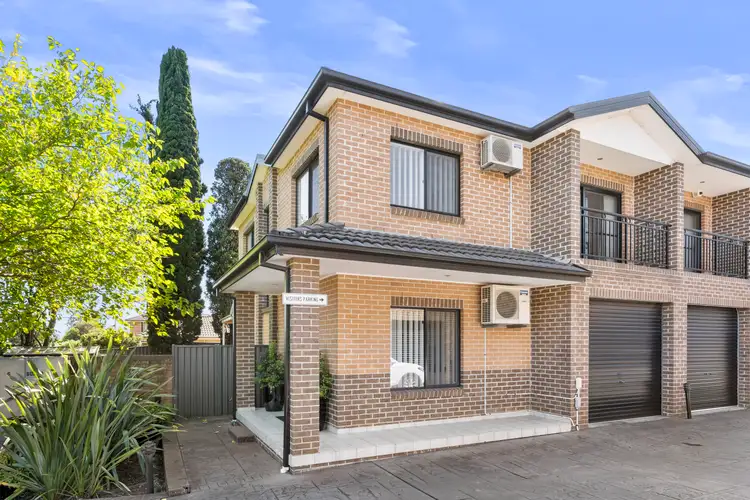 1/22-24 Chrysanthemum Avenue, Lurnea NSW 2170