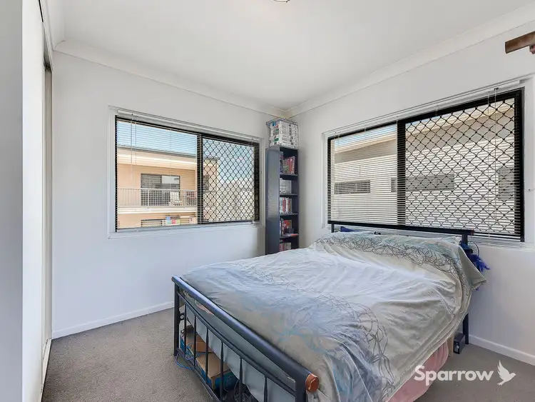 Sixth view of Homely unit listing, 8/8 Kitchener Street, Coorparoo QLD 4151