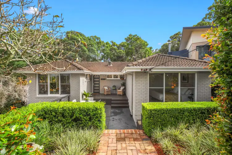26 Bay View Avenue, East Gosford NSW 2250