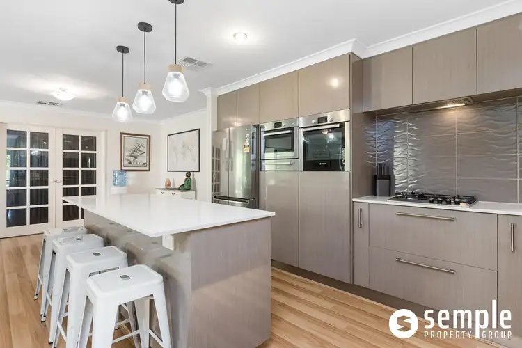 Second view of Homely house listing, 8 Bee Eater Link, Beeliar WA 6164