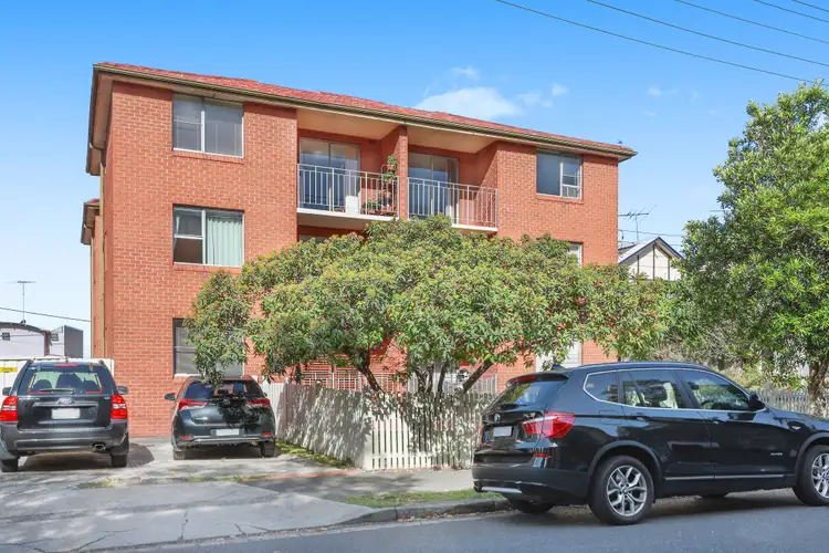 4/53 Smith Street