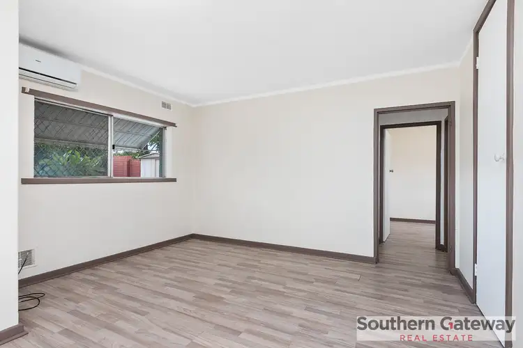 Sixth view of Homely unit listing, 5/33 Steward Way, Orelia WA 6167