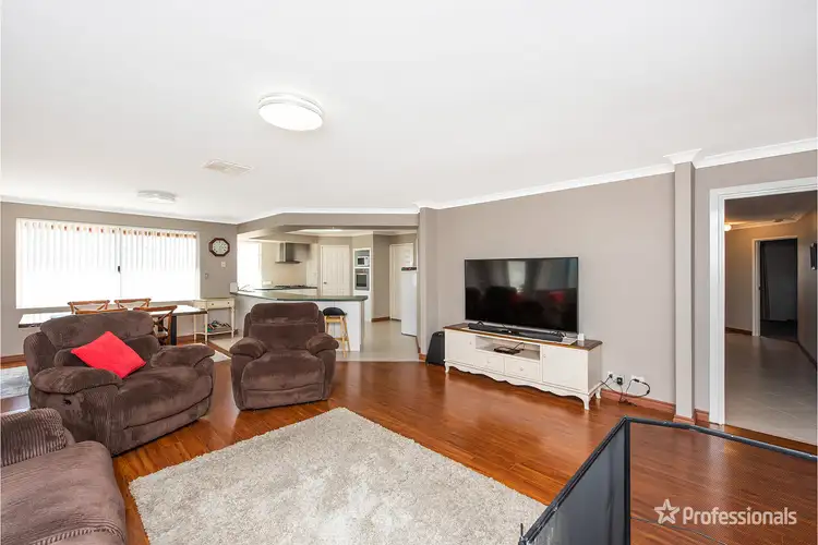 Seventh view of Homely house listing, 6 Elderberry Circle, Halls Head WA 6210