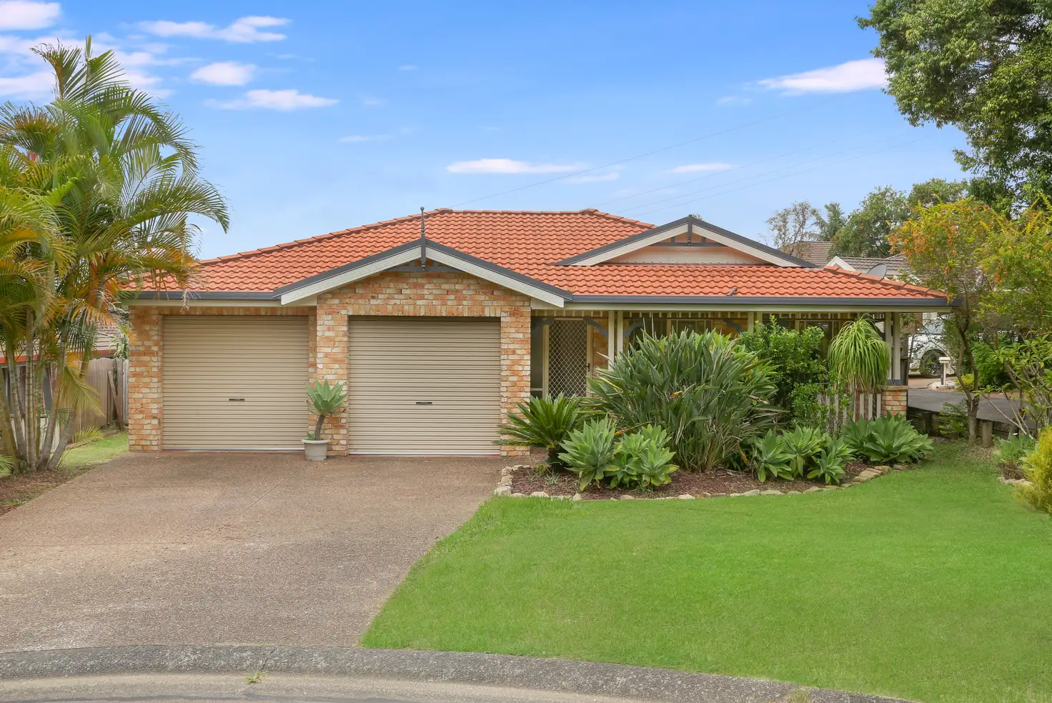 Main view of Homely house listing, 5 Parry Place, Point Clare NSW 2250