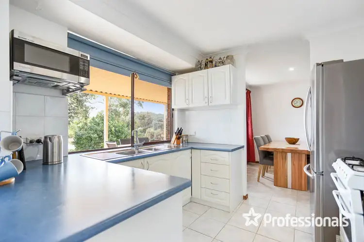 Sixth view of Homely house listing, 2 Onyx Road, Mount Richon WA 6112