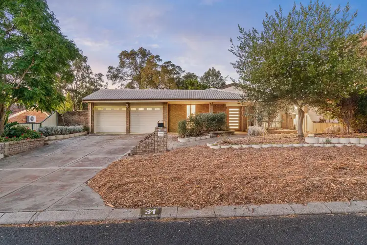 31 Bottega Place, Lesmurdie WA 6076