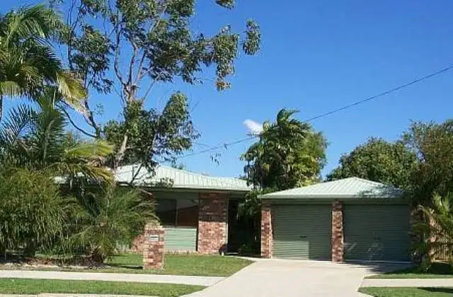 24 Schapers Road, Glenella QLD 4740