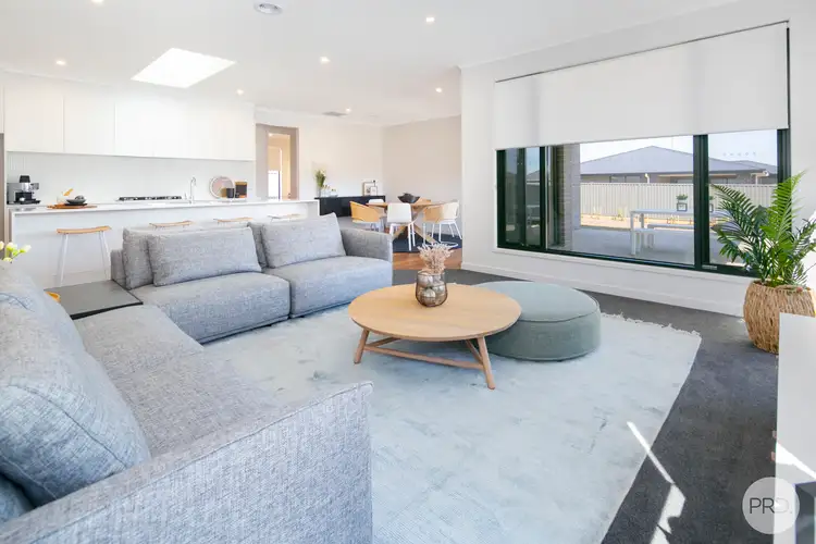 Second view of Homely house listing, 6 Topaz Street, Alfredton VIC 3350