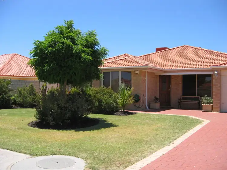30 Eastwood Parade, Canning Vale WA 6155