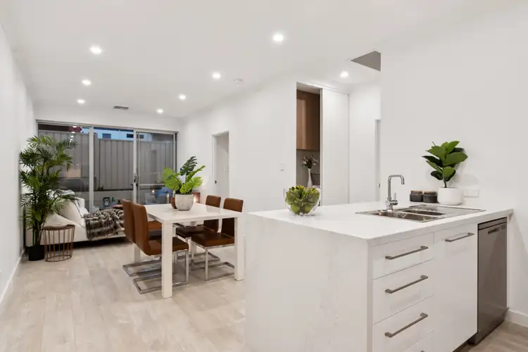 2/132 Matlock Street, Mount Hawthorn WA 6016