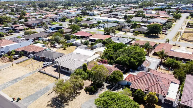 Sixth view of Homely house listing, 10 Owen Road, Hamilton Hill WA 6163