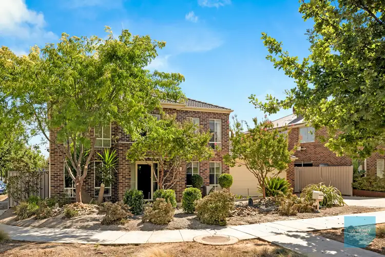 1 Merrigum Crescent, Caroline Springs VIC 3023