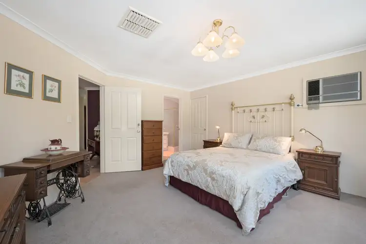 Seventh view of Homely house listing, 37 Vortilla Court, Oakford WA 6121
