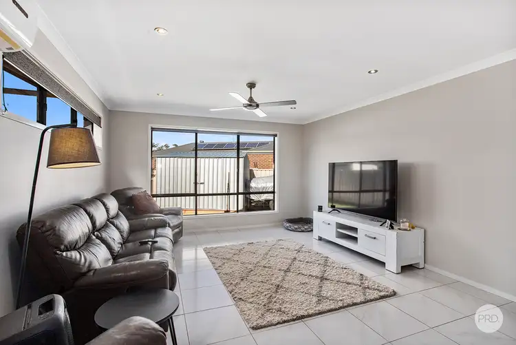 Second view of Homely house listing, 7 Oscar Drive, Marong VIC 3515