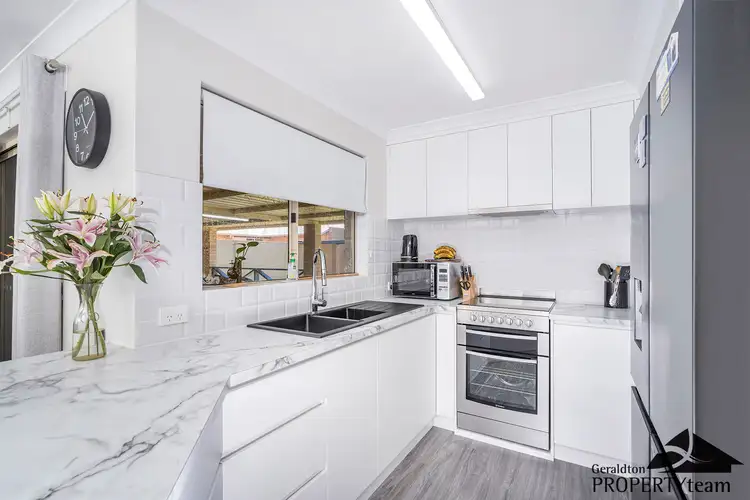 24 Tallarook Way, Waggrakine WA 6530