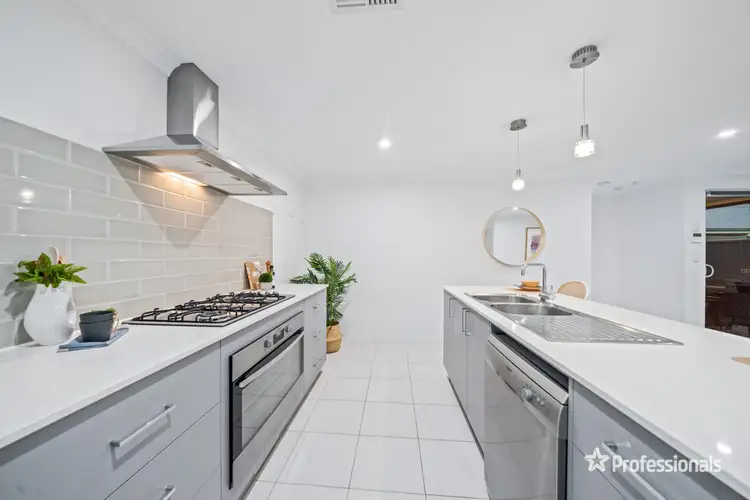 Fifth view of Homely house listing, 51 Kitcliffe Way, Aveley WA 6069