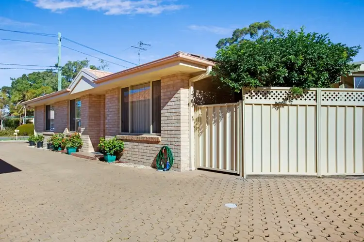59 Clemenceau Cres, Tanilba Bay NSW 2319