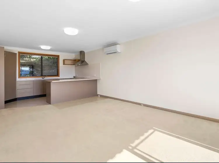 2/50 Bertana Cr, Warriewood NSW 2102