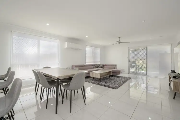 31 Boonderee Place, New Auckland QLD 4680