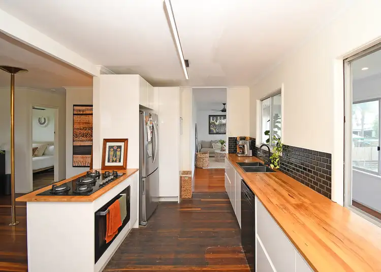 Sixth view of Homely house listing, 52 Long Street, Point Vernon QLD 4655