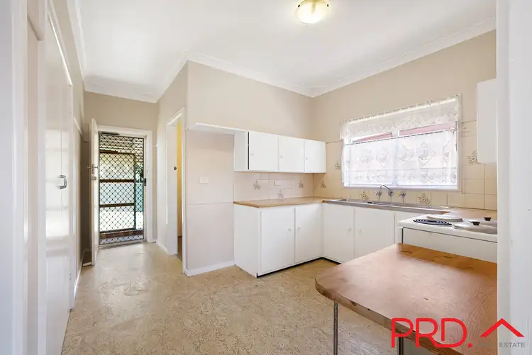 Fifth view of Homely house listing, 1 Diane Street, Tamworth NSW 2340