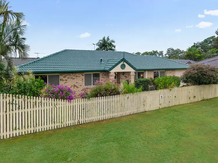 8 Macquarie Circuit, Forest Lake QLD 4078