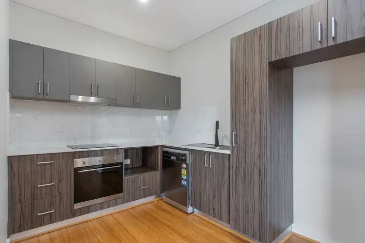 2/67 Wray Avenue, Fremantle WA 6160