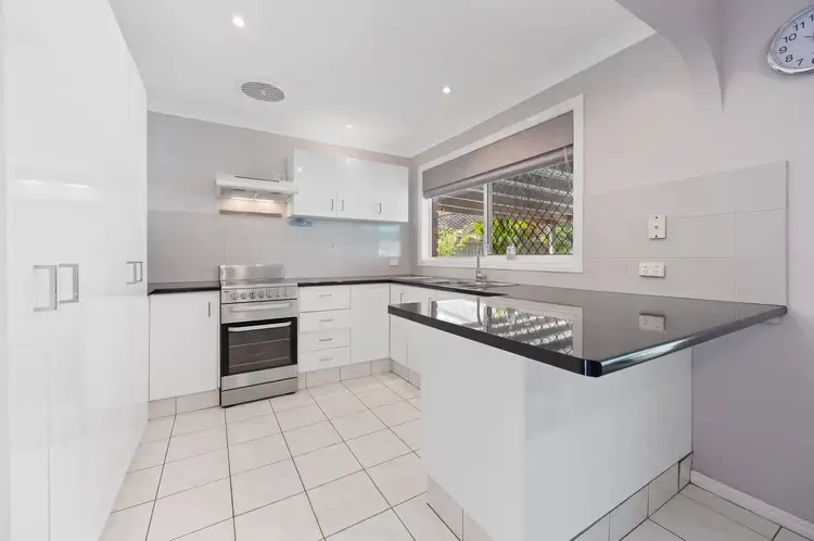 Fifth view of Homely semi-detached listing, 2/21 Maiala Close, Paradise Point QLD 4216