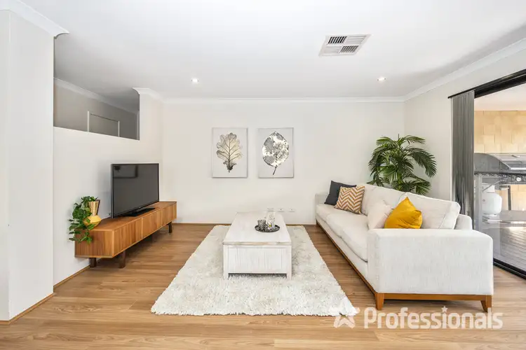 4 Dunk Street, Yanchep WA 6035