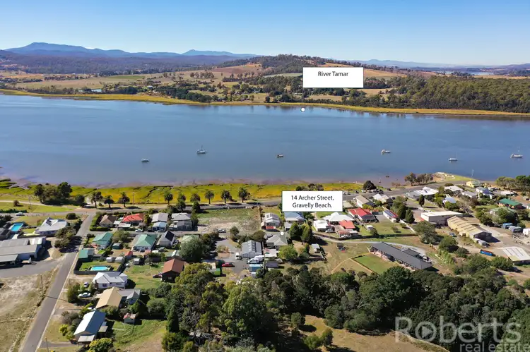 14 Archer Street, Gravelly Beach TAS 7276