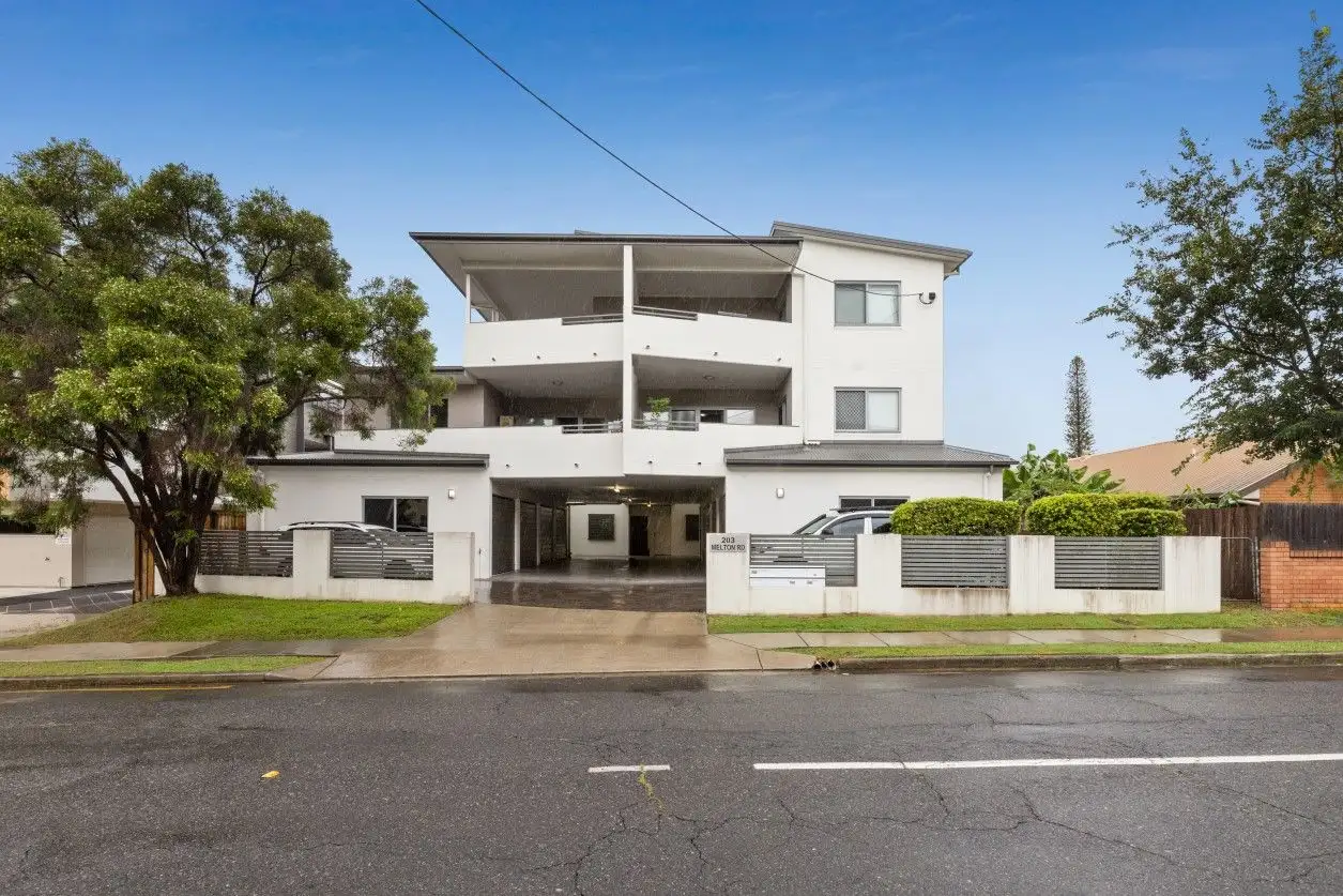 Main view of Homely unit listing, 2/203 Melton Rd, Nundah QLD 4012
