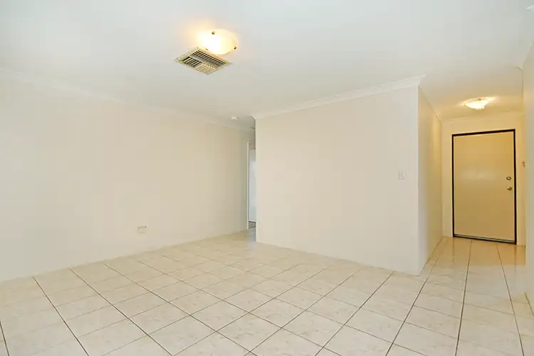 Seventh view of Homely house listing, 2 Edgeview Mews, Ballajura WA 6066