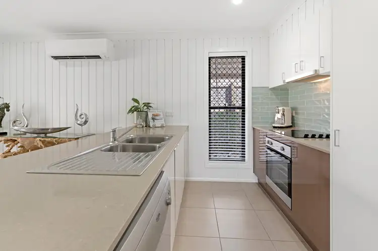 Fifth view of Homely house listing, 2 Woodrose Circuit, Pimpama QLD 4209