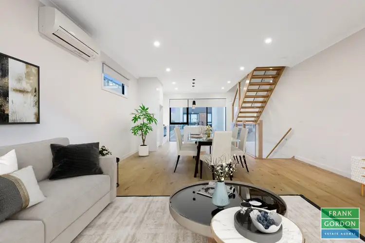 2 Kitchen Road, Port Melbourne VIC 3207
