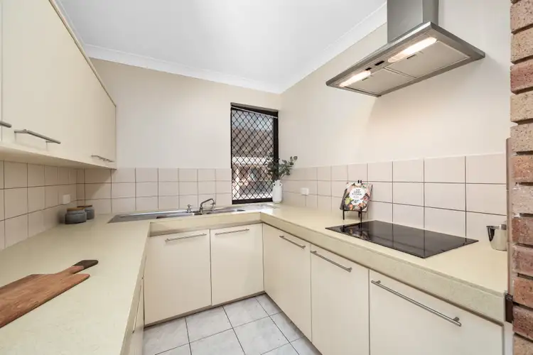 Fifth view of Homely villa listing, 4/472 Crawford Road, Dianella WA 6059