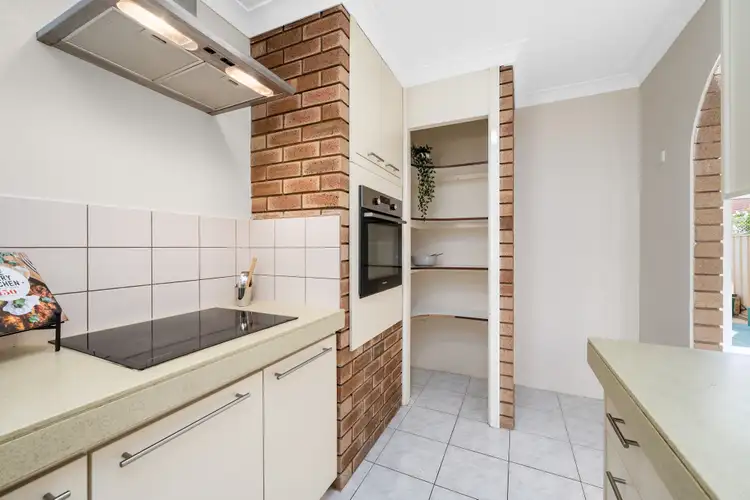 Sixth view of Homely villa listing, 4/472 Crawford Road, Dianella WA 6059