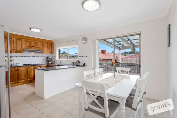 Third view of Homely house listing, 6 Carvey Court, Endeavour Hills VIC 3802
