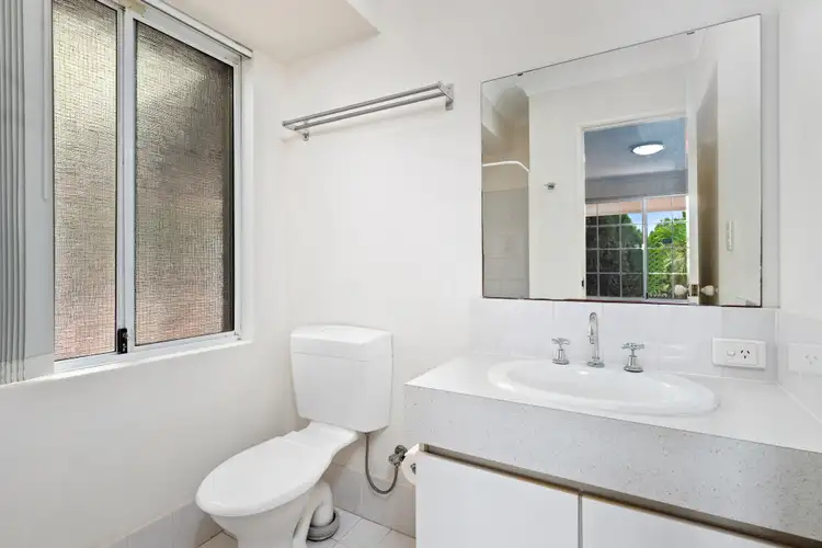 Fifth view of Homely house listing, 2 Luttrell Gardens, Beeliar WA 6164