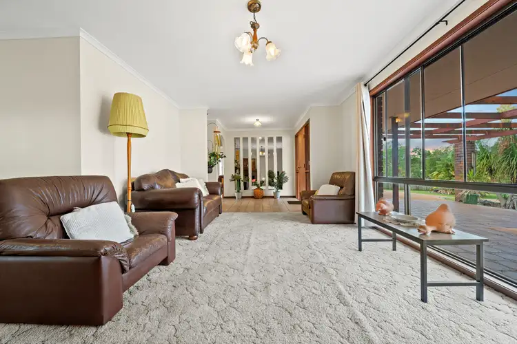 Sixth view of Homely house listing, 17 Jessica Court, Heritage Park QLD 4118