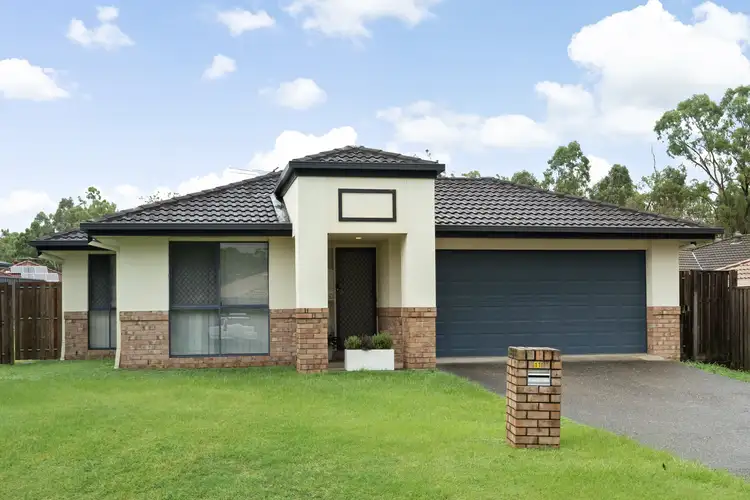 11 Courtney Close, Heritage Park QLD 4118