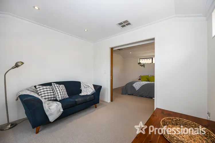 Fifth view of Homely house listing, 4 Speargrass Close, Alexander Heights WA 6064