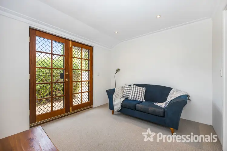 Sixth view of Homely house listing, 4 Speargrass Close, Alexander Heights WA 6064
