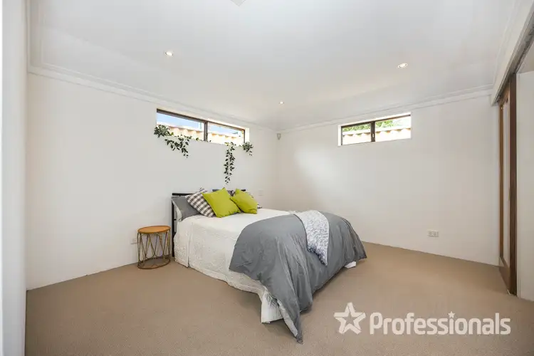 Seventh view of Homely house listing, 4 Speargrass Close, Alexander Heights WA 6064
