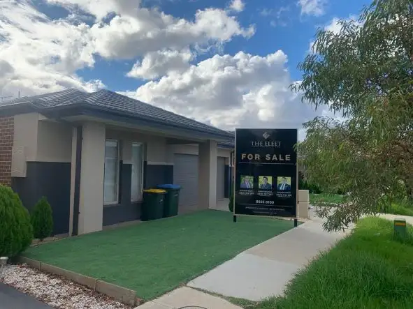 Second view of Homely house listing, 5 Barrangi Drive, Tarneit VIC 3029