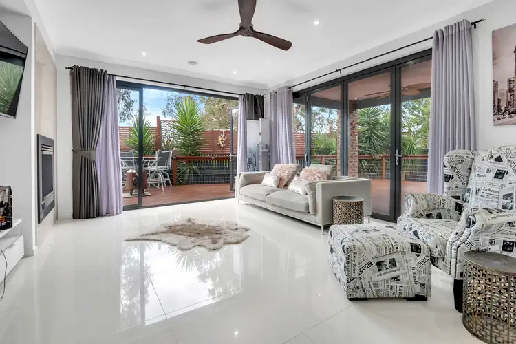 Sixth view of Homely house listing, 10 Ashgrove Crescent, Mernda VIC 3754