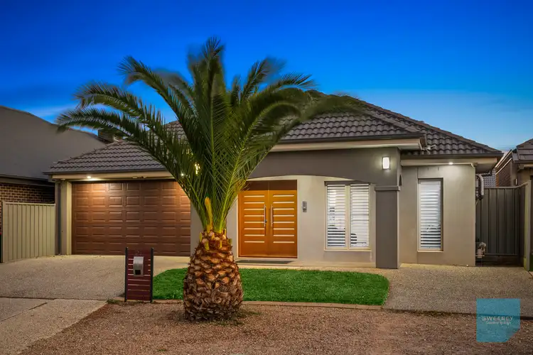 Second view of Homely house listing, 27 Rutherglen Way, Caroline Springs VIC 3023